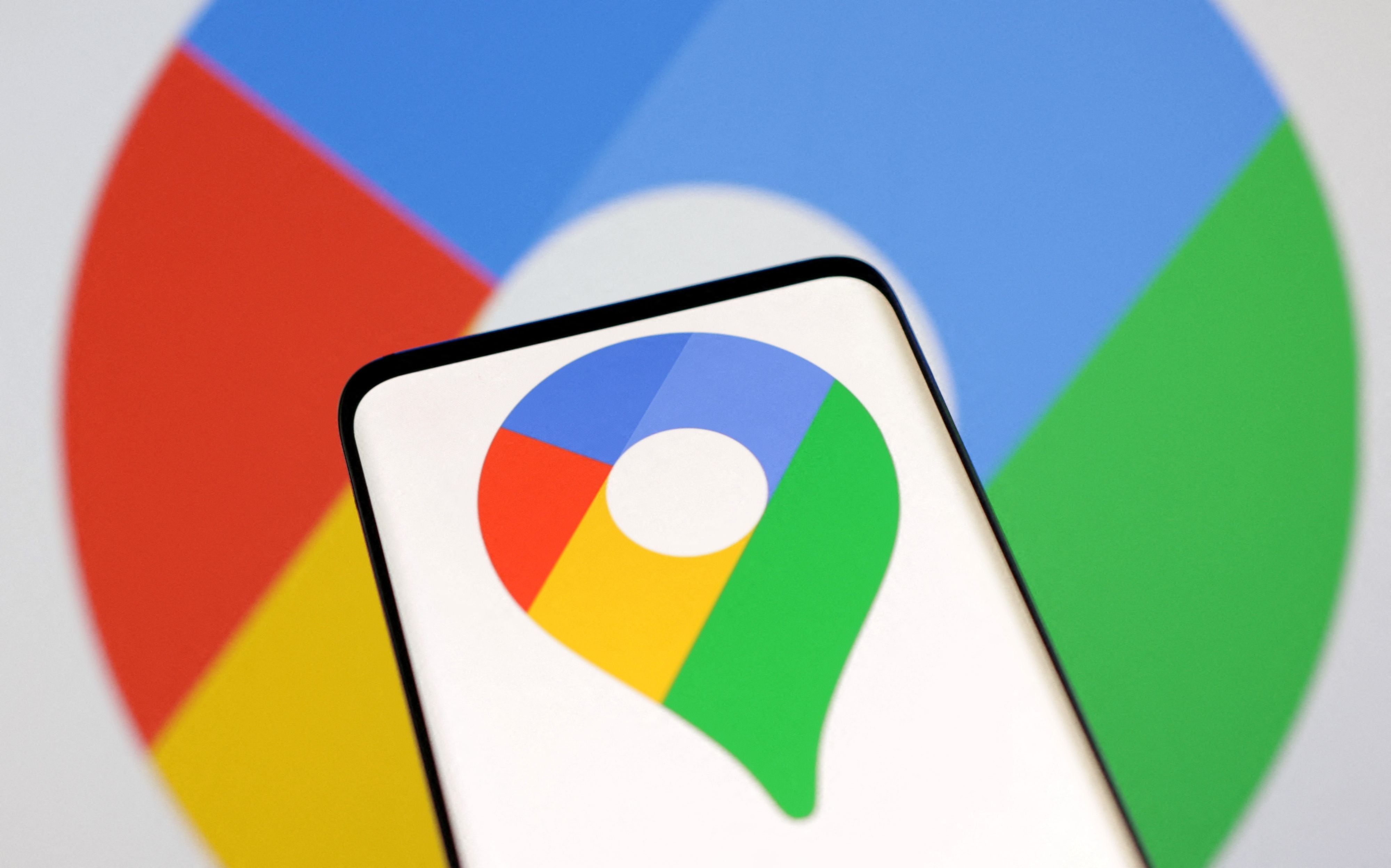 Google Maps se consolida como líder en sistemas de navegación y búsqueda de puntos de interés. REUTERS/Dado Ruvic/Illustration