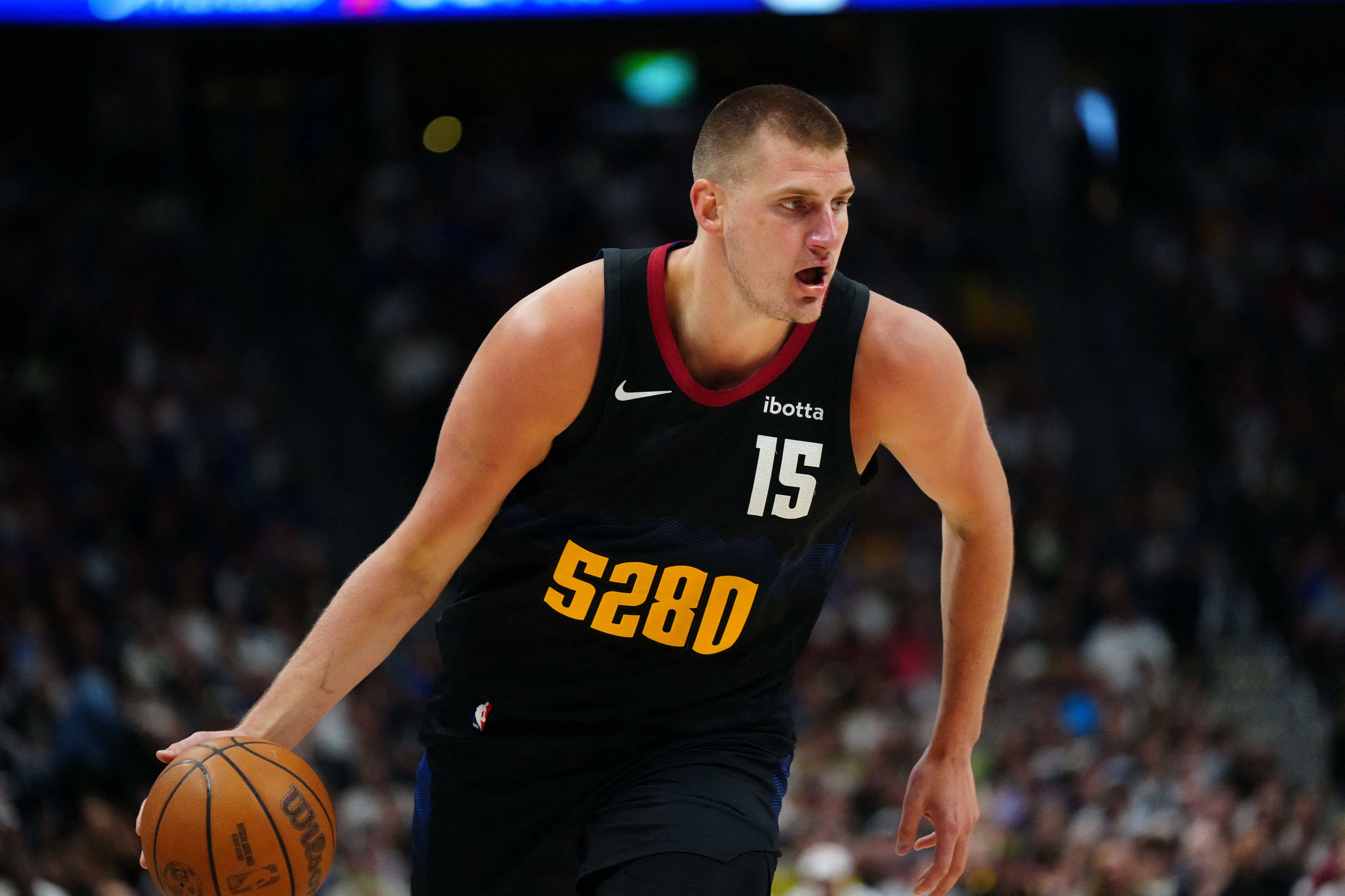 Nikola Jokic, el cuarto jugador de la NBA que más cobra. Mandatory Credit: Ron Chenoy-USA TODAY Sports