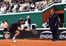 El bochornoso cabreo de Andrey Rublev durante su derrota en Roland Garros: golpes, gritos y patadas