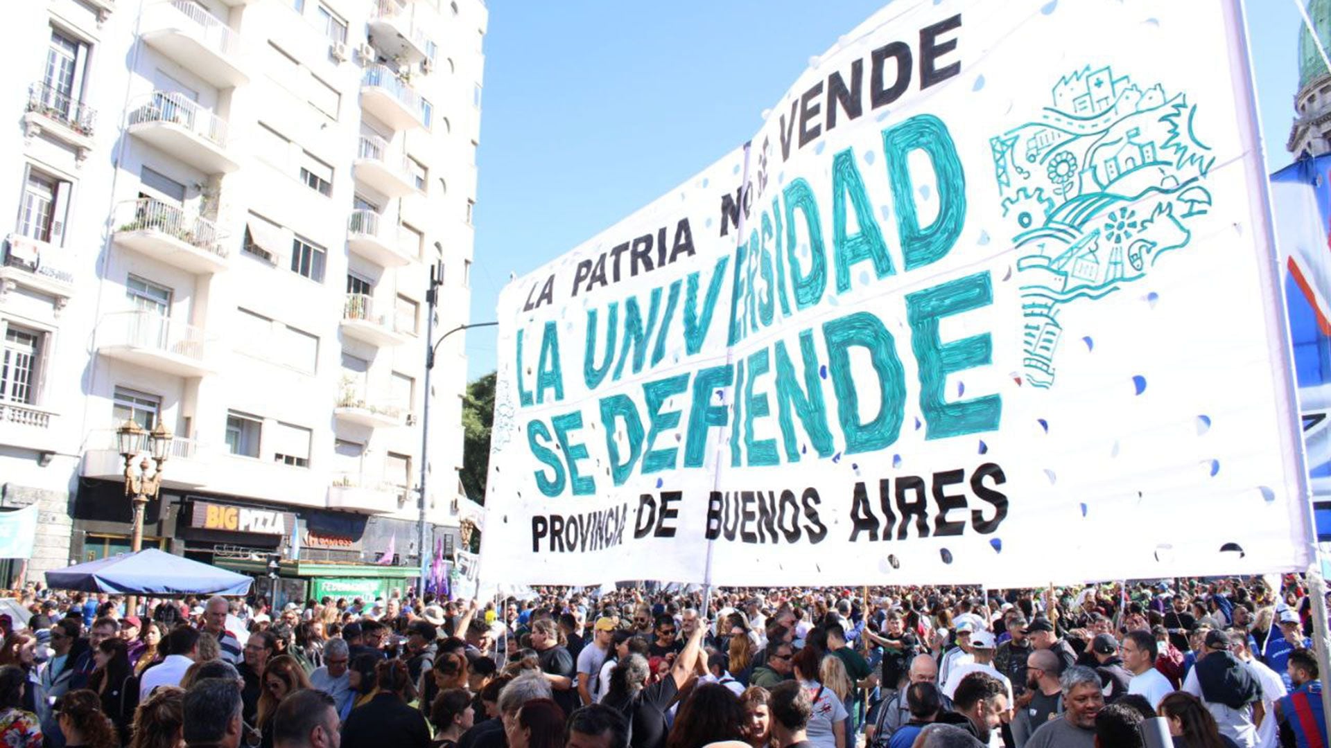 Axel Kicillof en la Marcha Universitaria