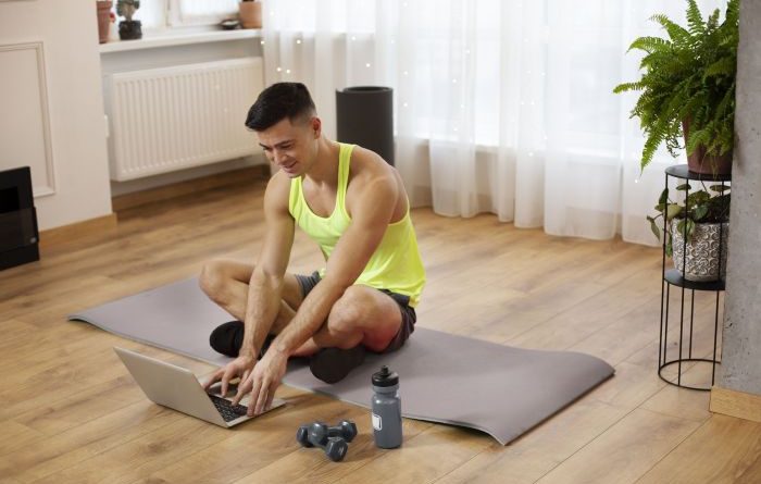 El particular entrenamiento en casa que te hace abandonar el sedentarismo y ayuda a bajar de peso