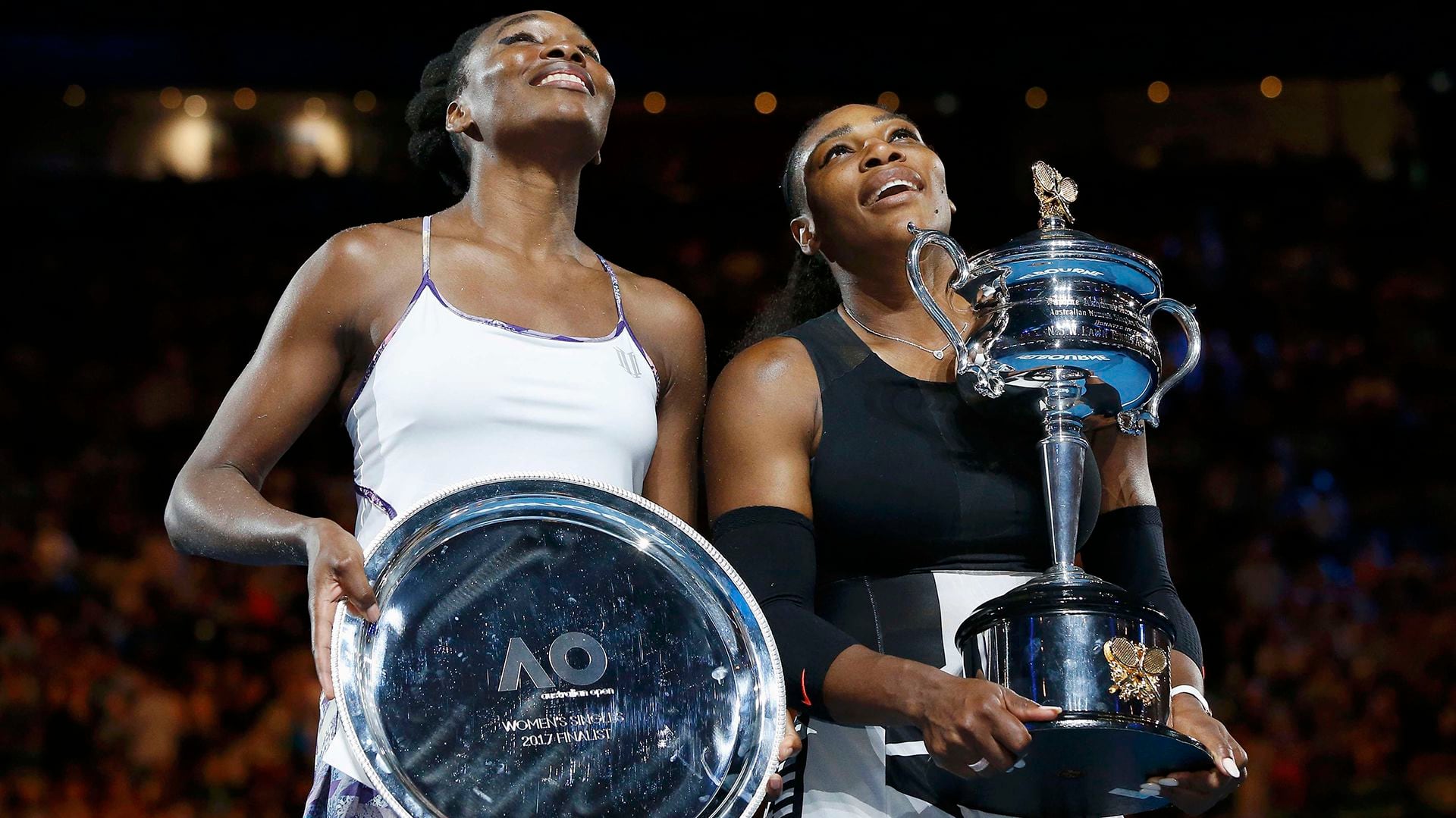 Serena Williams venció en la final del Abierto de Australia 2017 a su hermana Venus (Reuters)