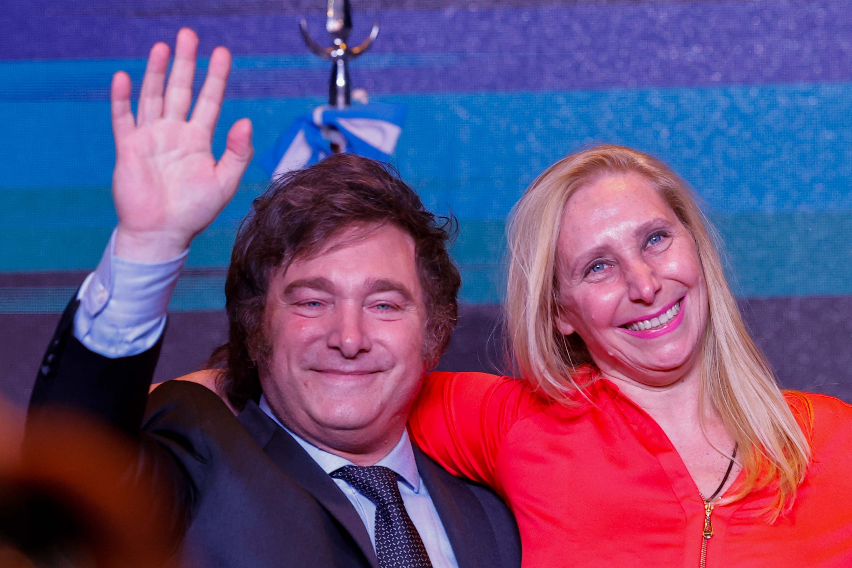 El presidente de Argentina, Javier Milei, junto a su hermana, Karina Milei, en una fotografía de archivo. EFE/ Juan Ignacio Roncoroni 