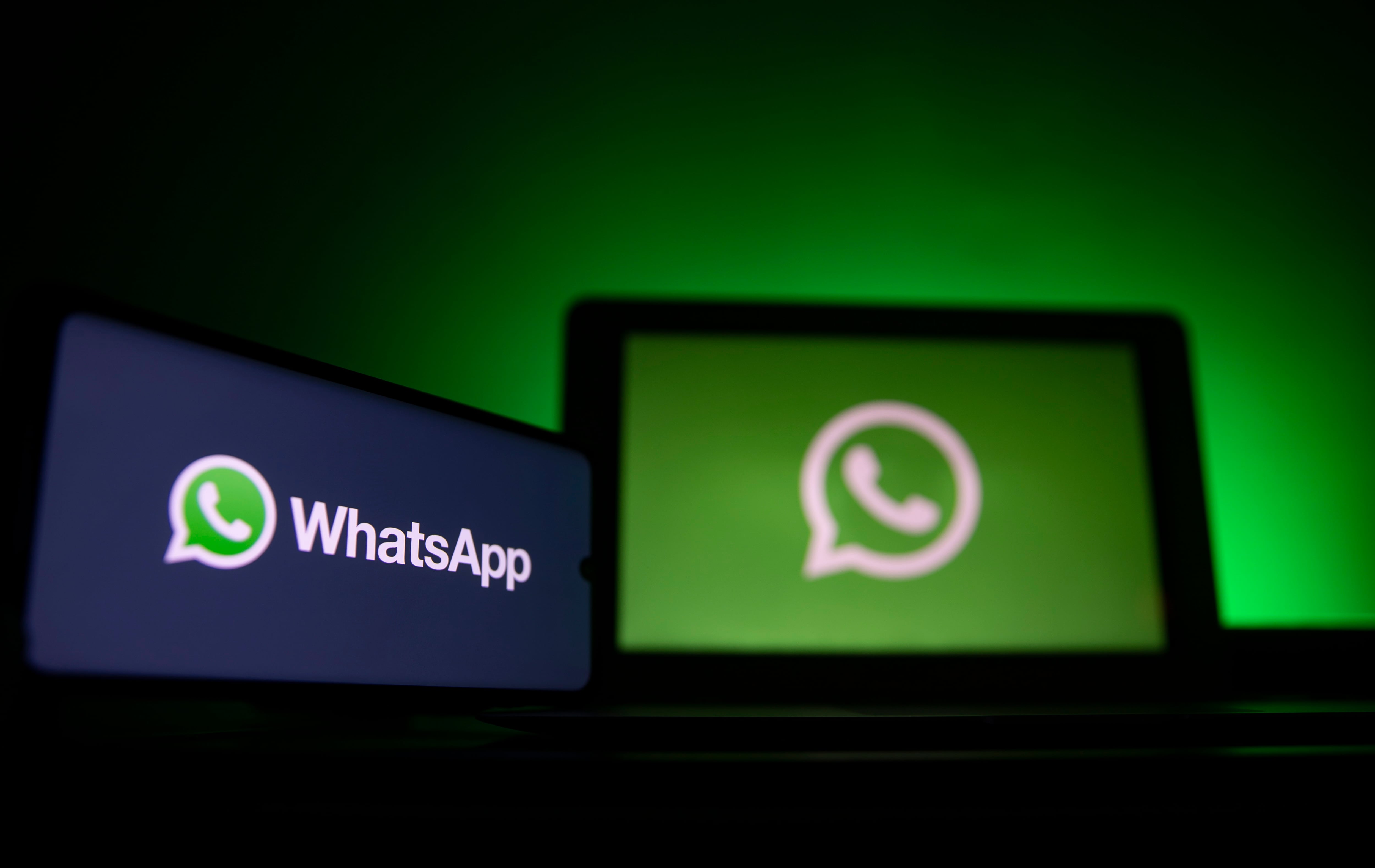 WhatsApp al tener miles de millones de usuarios es un referente para que ciberdelincuentes puedan atacar. (Foto: EFE/EPA/Archivo/IAN LANGSDON) 