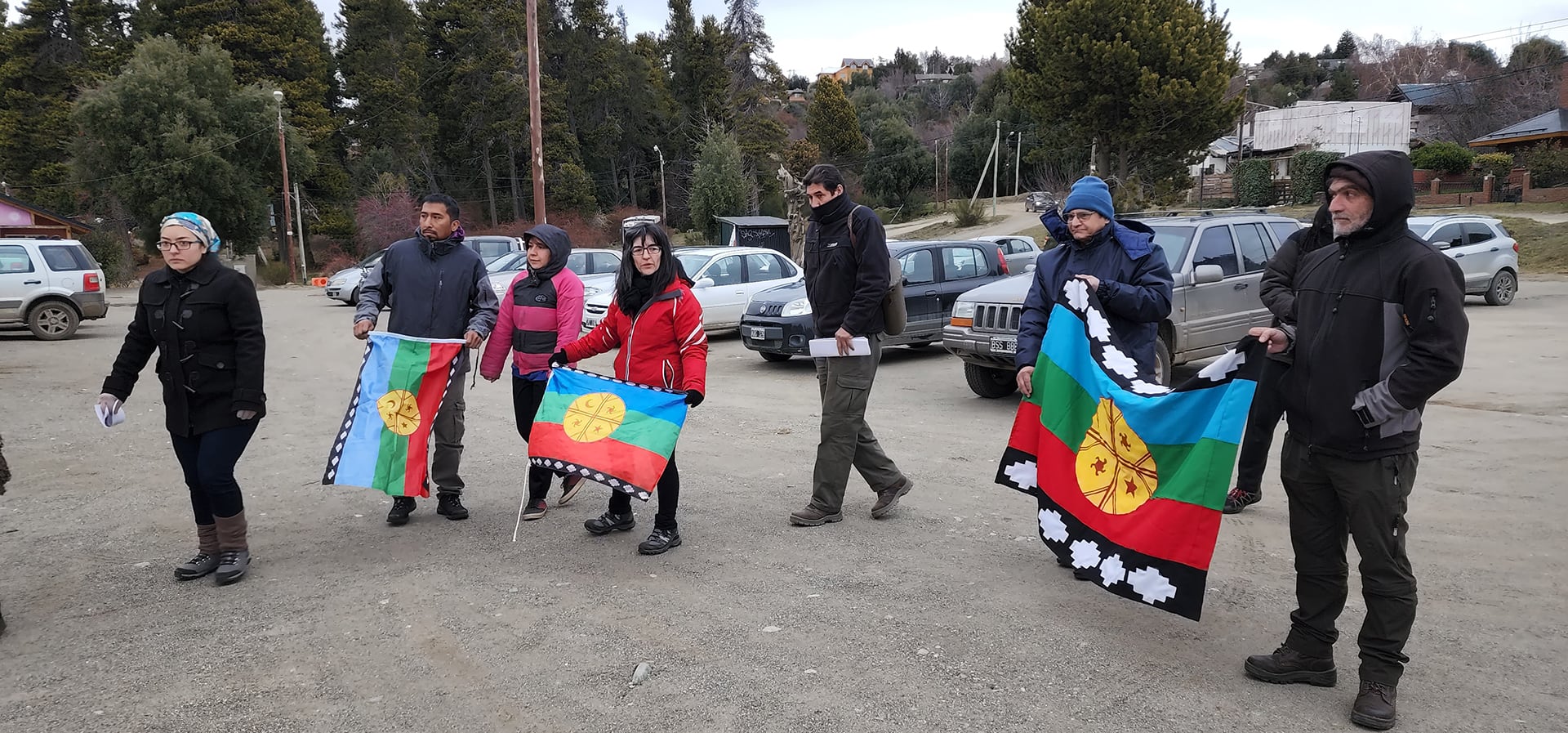 Bandera mapuche en escuelas de Neuquén y Río Negro