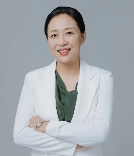 Fang Fei, presidenta de la línea de productos de HONOR (HONOR)