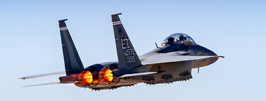La Fuerza Aérea de EEUU acaba de recibir su primer F-15EX listo para el combate: así es la renovada versión del caza