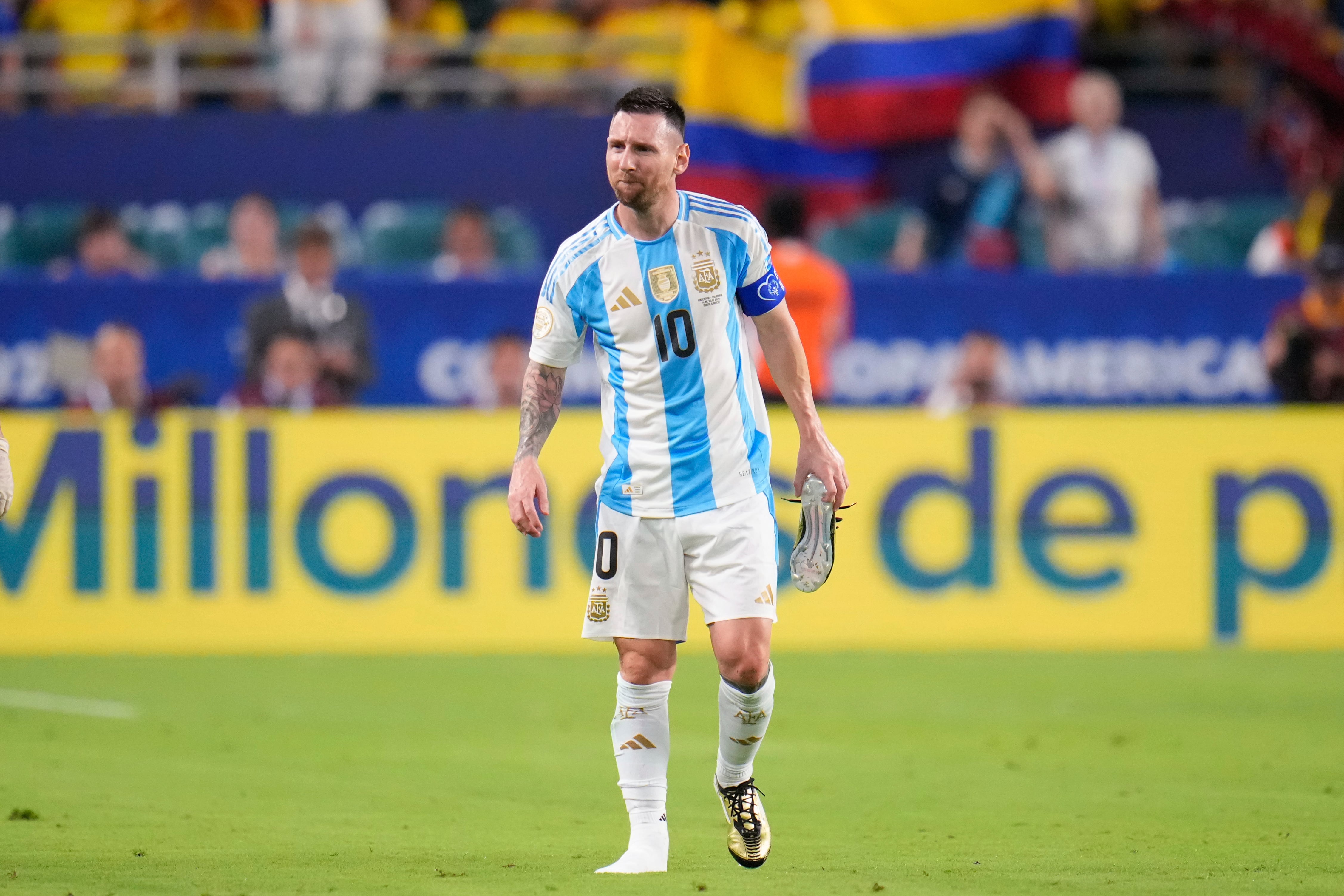 Lionel Messi anotó un gol y una asistencia en la Copa América (AP/Julio Cortez)