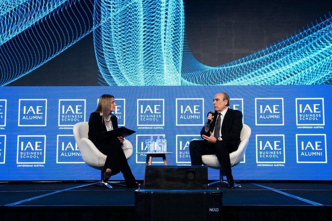 Francos en evento IAE SUMMIT