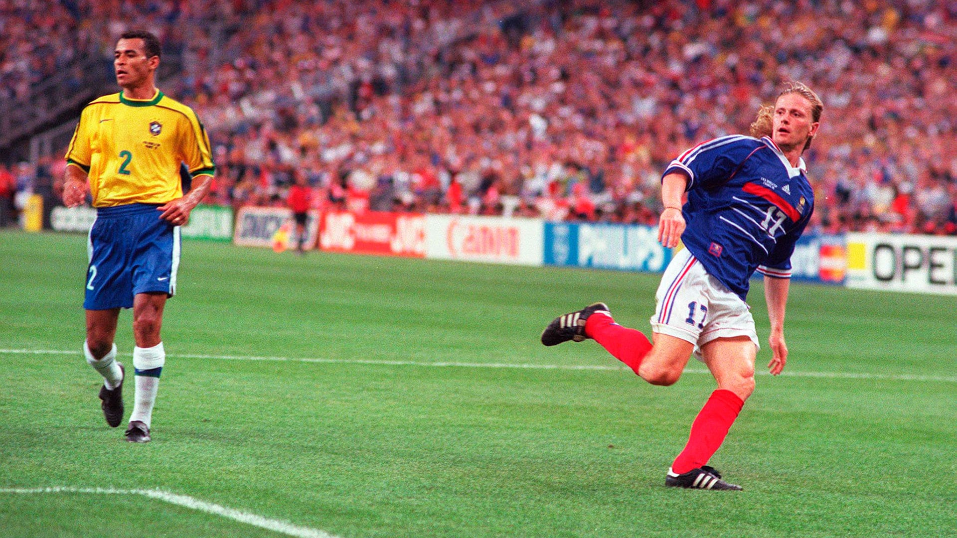 Emmanuel Petit supo ser campeón del mundo con Francia en 1998 (Shutterstock)