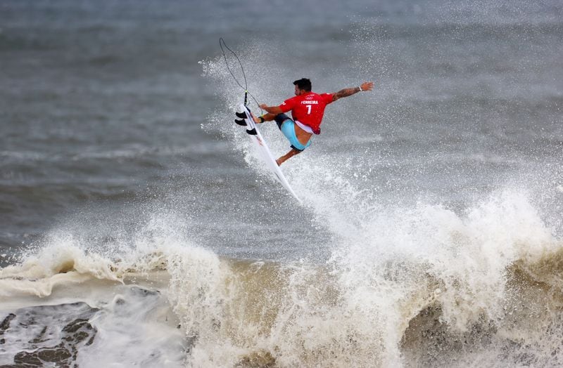 El surf, el deporte que se incluyó en Tokio 2020 (REUTERS/Lisi Niesner)