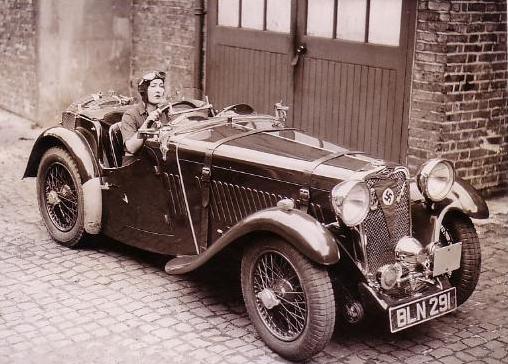 Betty Haig, la piloto inglesa que ganó el rally en los Juegos de Berlín 1936 y le entregaron la medalla de oro delante de Adolf Hitler (Archivo CORSA)