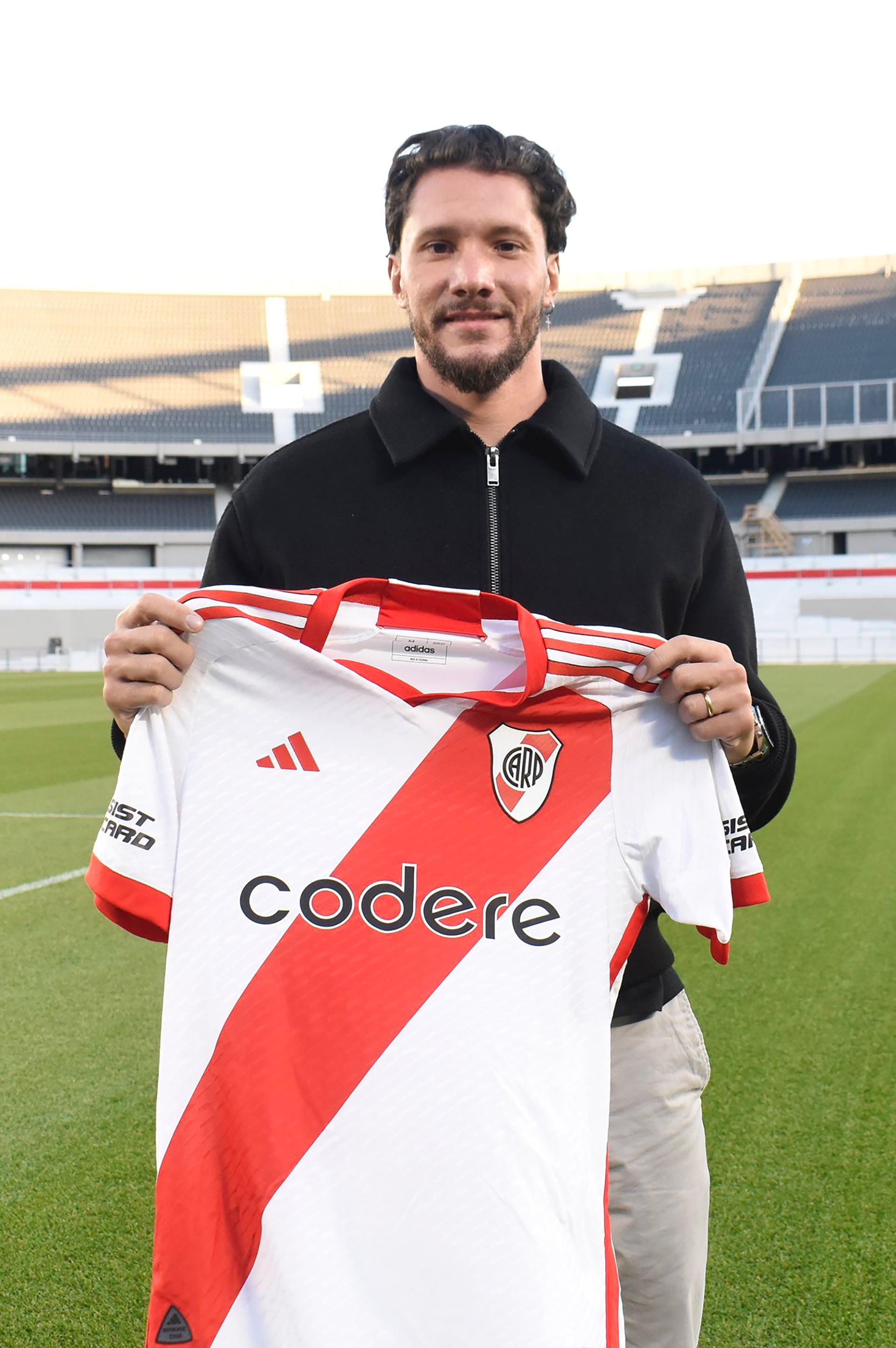 River presentó a Jeremías Ledesma