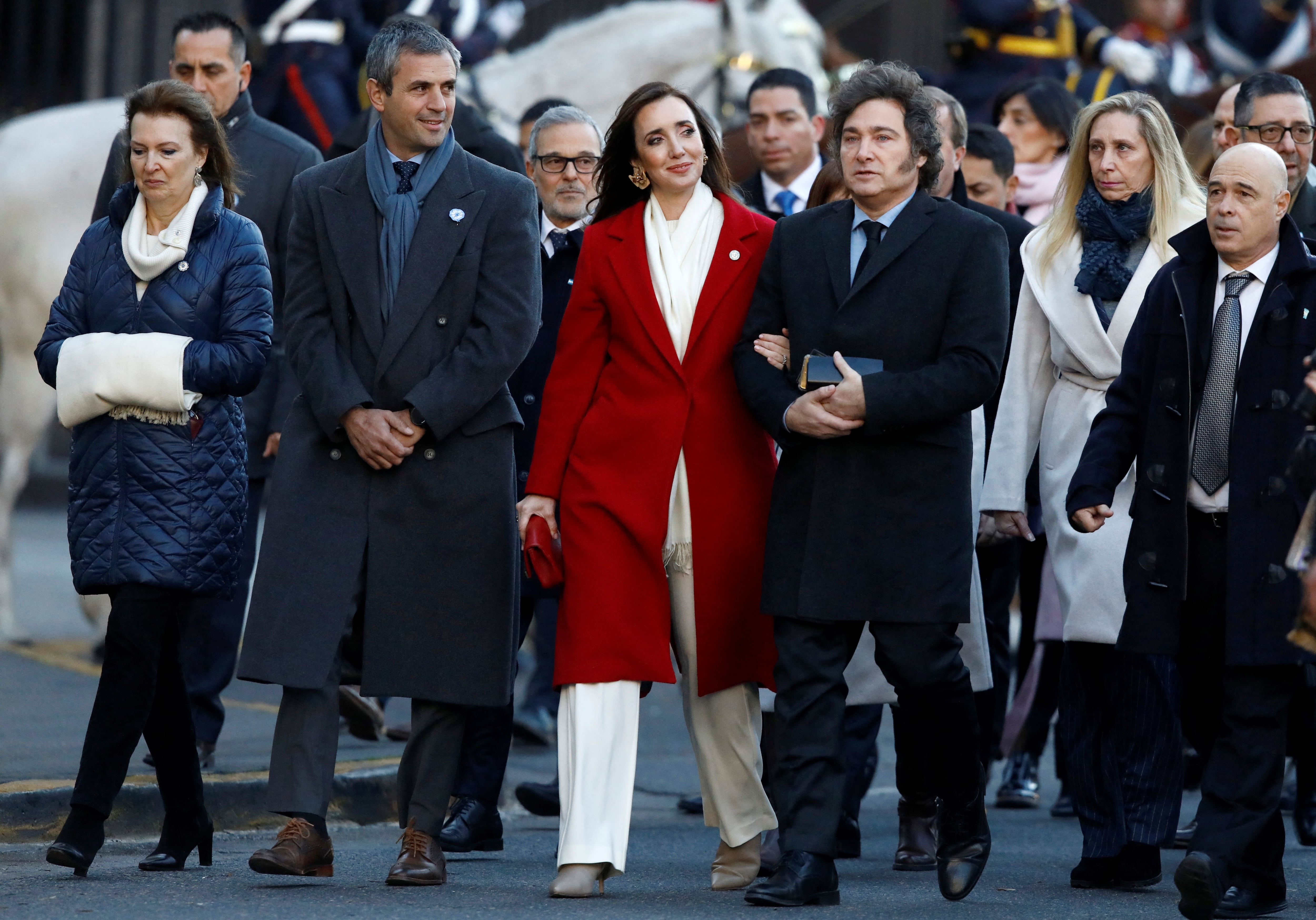 Villarruel, Milei y parte del Gabinete nacional, antes del tedeum por el 9 de julio. Foto: REUTERS/Martin Cossarini