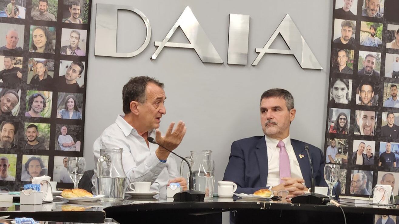 Reunión de la DAIA con periodistas deportivos