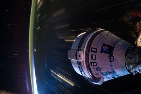 La nave Starliner de Boeing acoplada a la ISS