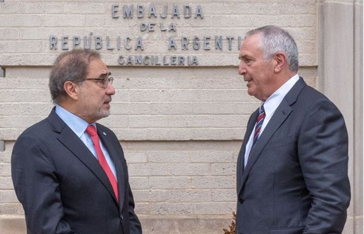 Jorge Argüello y el embajador de Estados Unidos