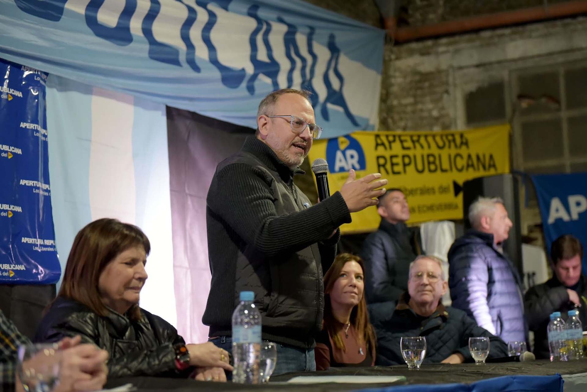 Patricia Bullrich, Diego Valenzuela