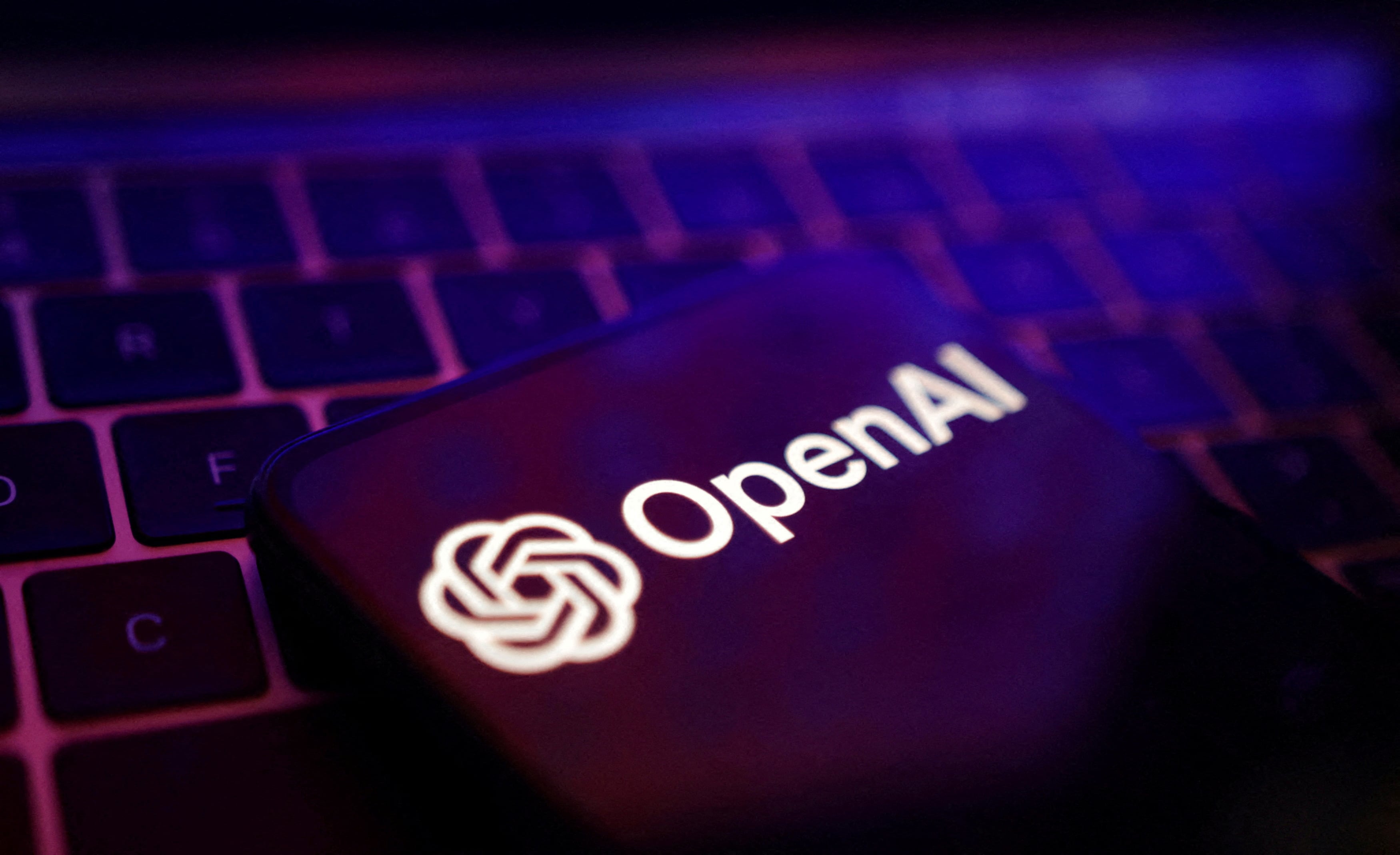 OpenAI habría recibido una inversión de 13.000 millones de dólares por parte Microsoft. REUTERS/Dado Ruvic/Illustration/File Photo