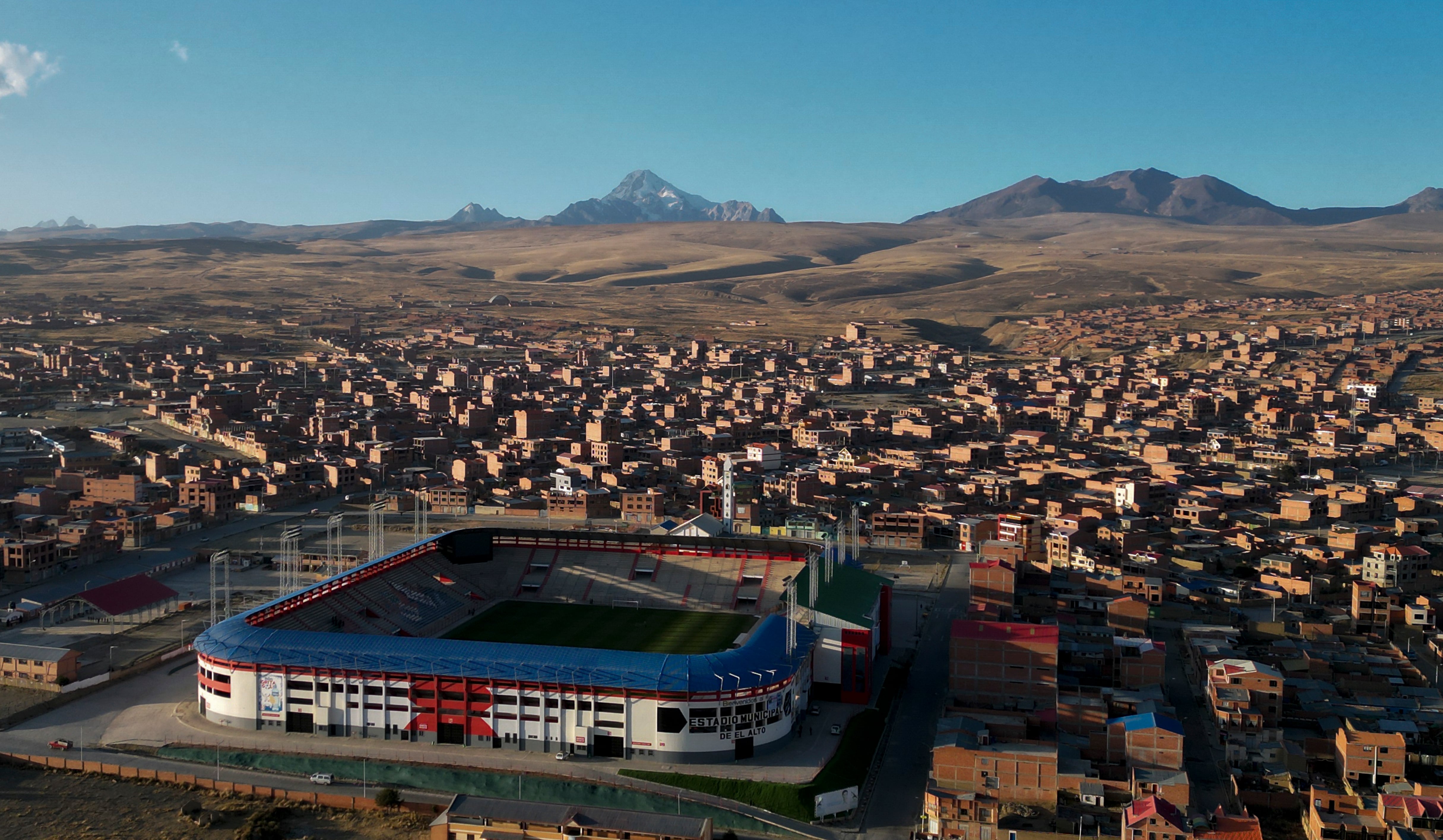 estadio Municipal de Villa Ingenio, en El Alto Bolivia