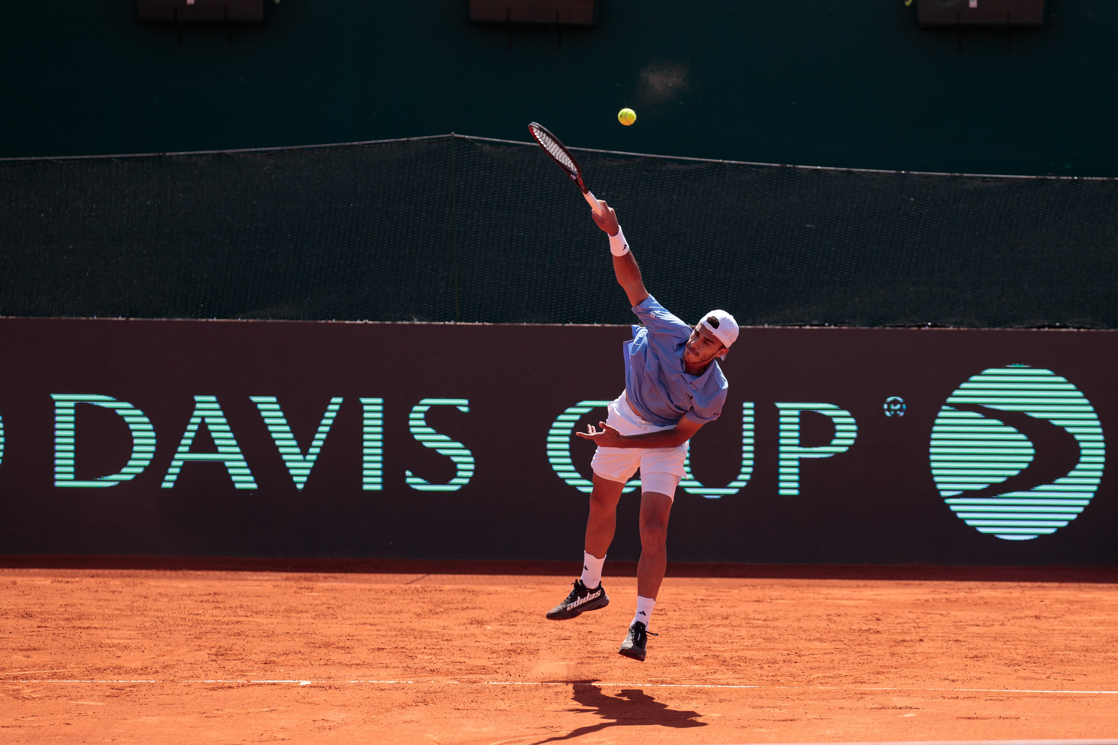 Francisco Cerúndolo, uno de los elementos clave de la Selección Argentina de Tenis YPF para la fase de grupos de la Copa Davis (Foto EFE/Luciano González) 