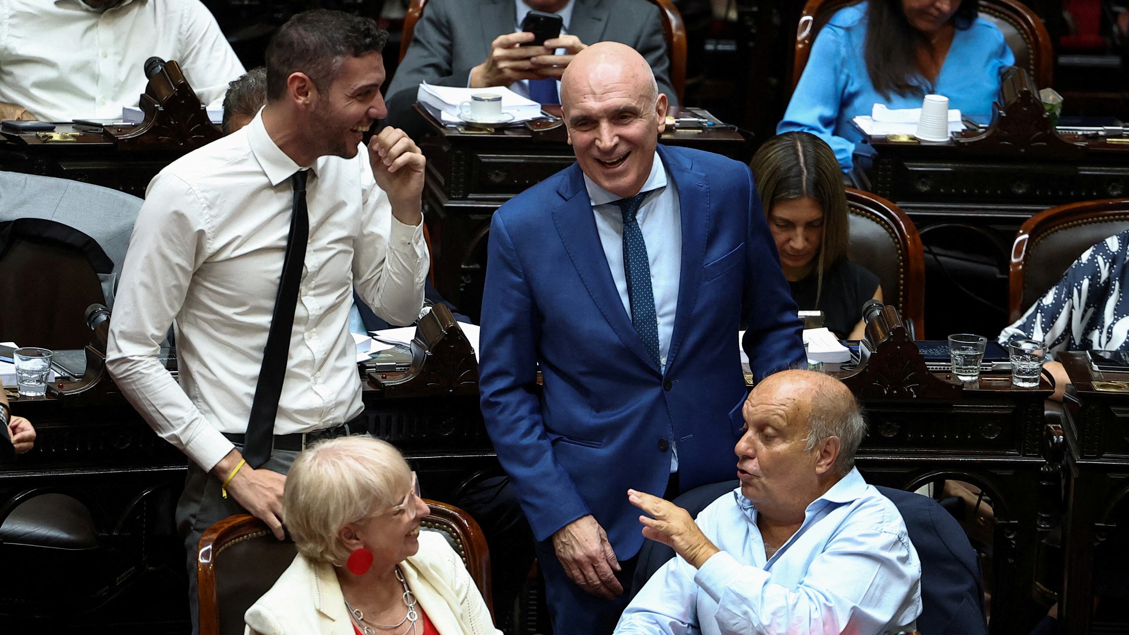 Damián Arabia, José Luis Espert y Hernán Lombardi debaten en el Congreso