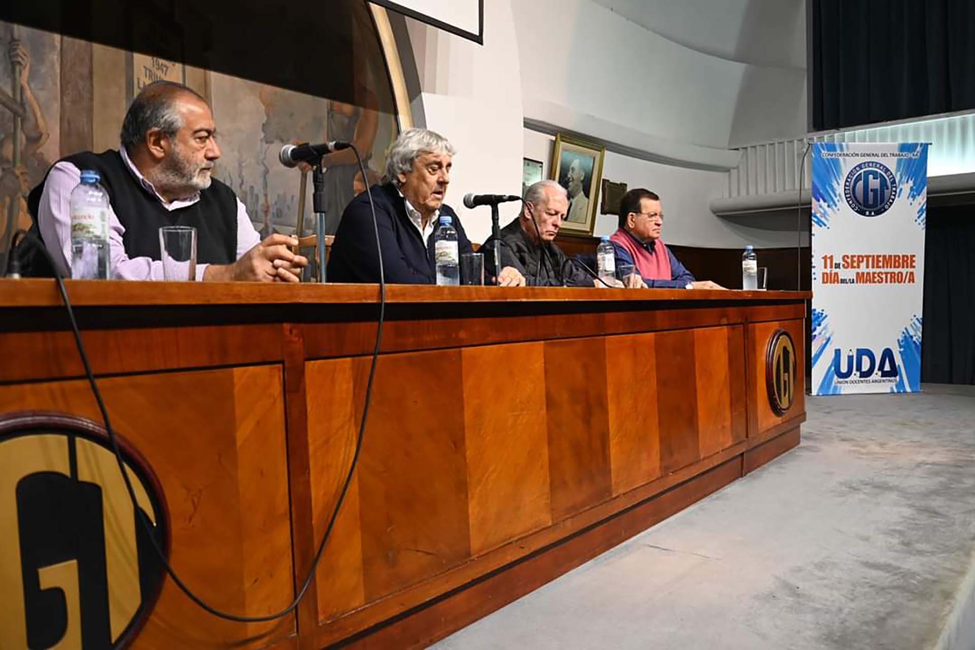 Héctor Daer y Sergio Romero en la CGT