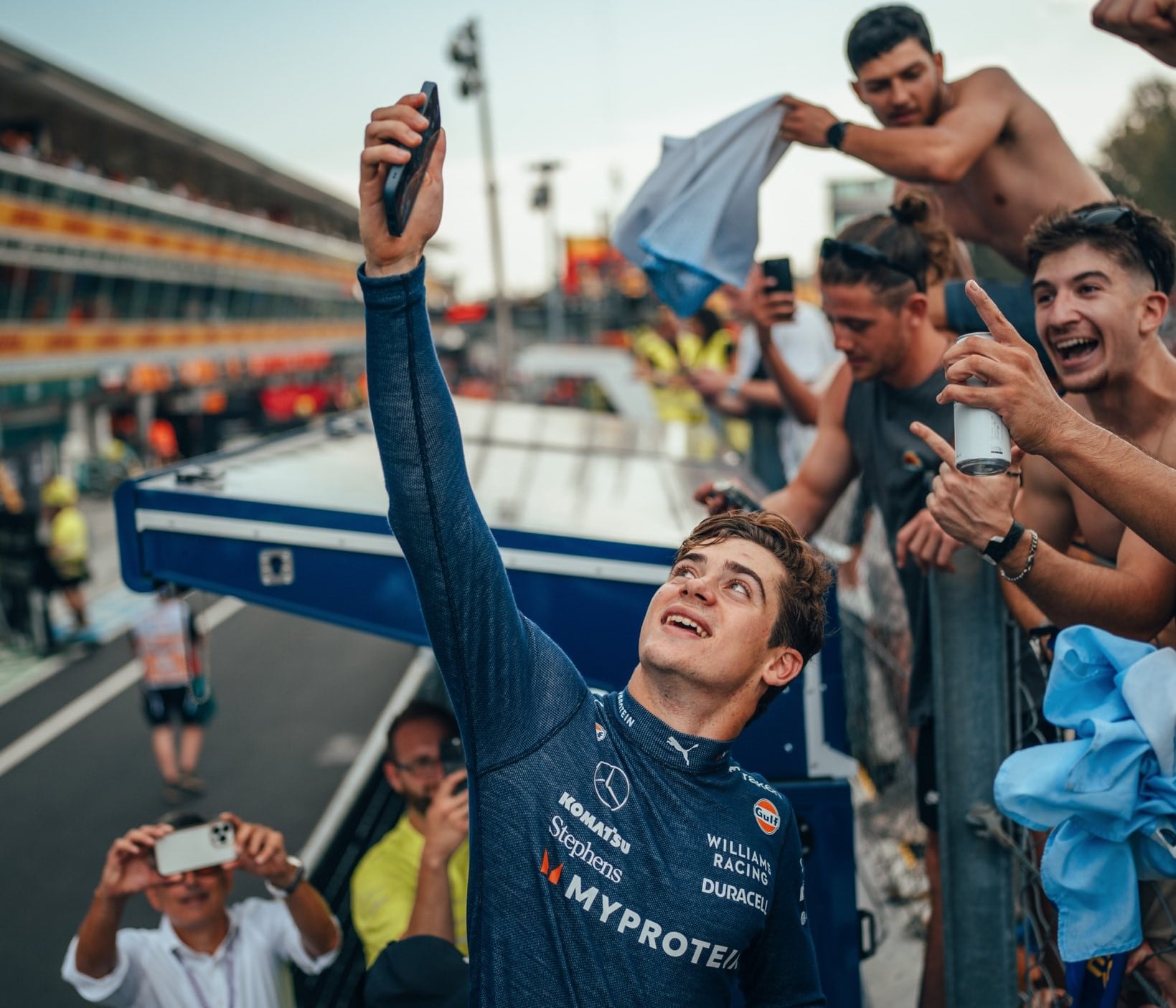 Franco Colapinto vivió un éxtasis en Monza con los hinchas luego de su debut en la Fórmula 1 (Prensa Williams)