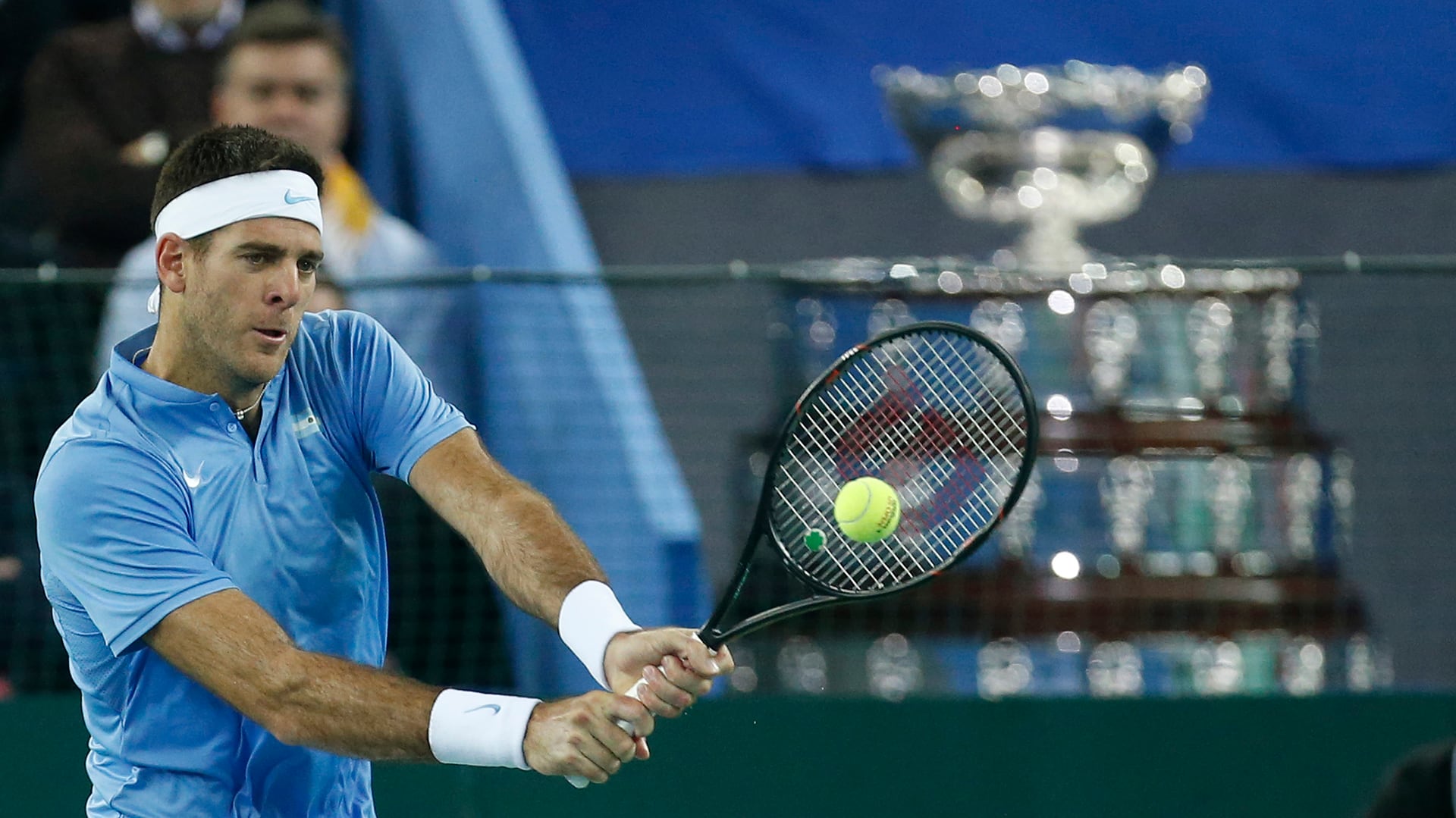 Juan Martín del Potro en el duelo final de la Copa Davis 2016 ante Croacia. Aquel año, Argentina rompió su secuencia de finales perdidas y obtuvo la primera Ensaladera de Plata de la historia. (AP)