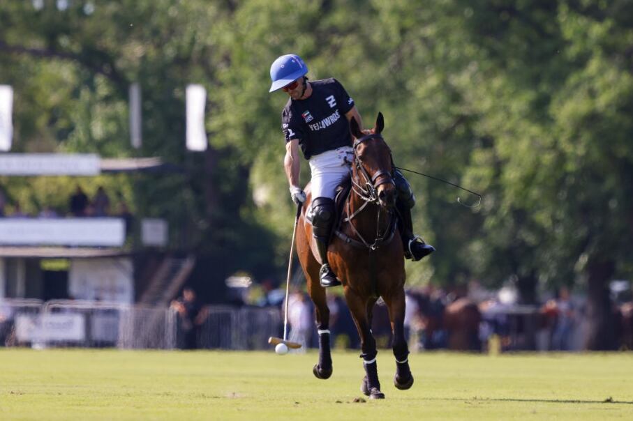 Guillermo Caset es el ejecutor de penales de Ellerstina, que en caso de ganarle a Indios Chapaleufú quedará muy bien perfilado como para ser finalista del Abierto de Tortugas.