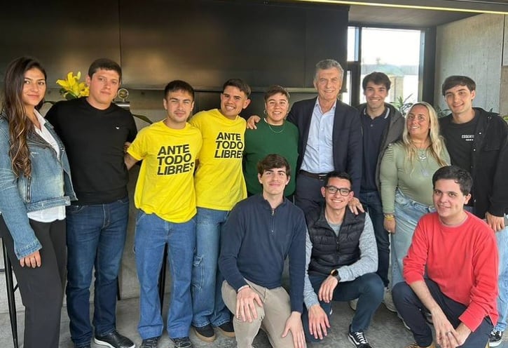 Macri se reunió con militantes de Pro y estudiantes en Mar del Plata