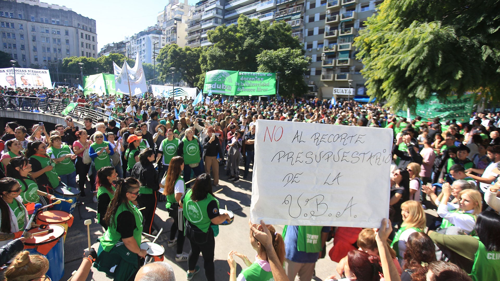 marcha universitaria federal - congreso plaza houssay