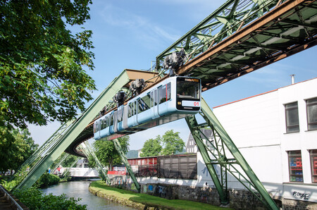 Schwebebahn G15