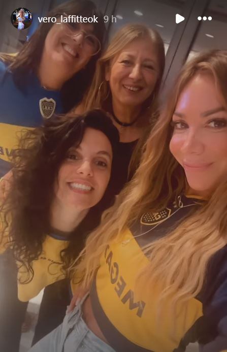 Verónica Laffitte, junto a sus amigas, celebraron la clasificación de Boca