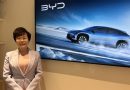 “El resto de coches son como teléfonos con 2G y en BYD ya vamos por el 5G”, Stella Li, VP global de BYD