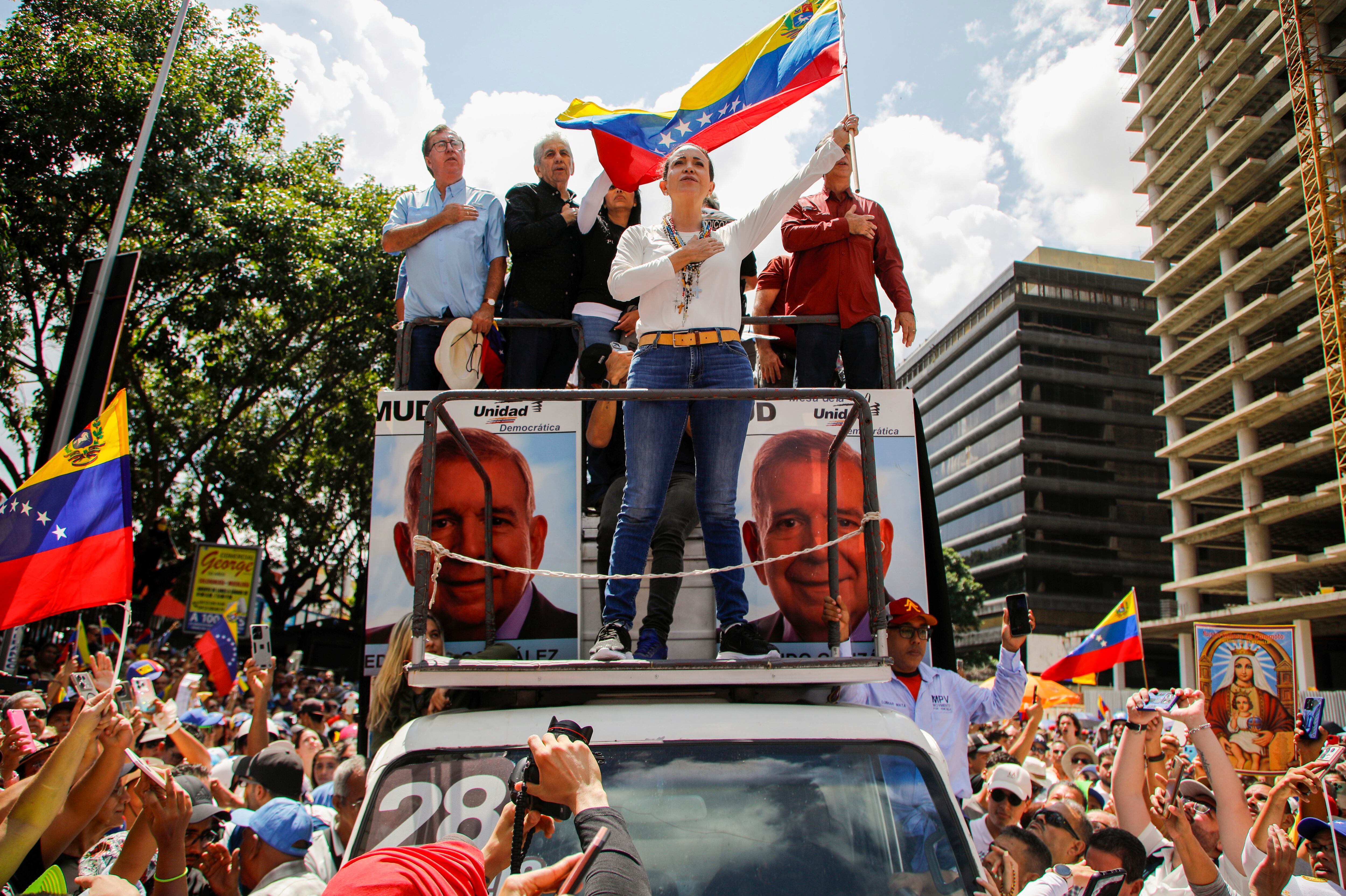 Distintas organizaciones internacionales denunciaron irregularidades y crímenes de lesa humanidad antes, durante y después de las elecciones en Venezuela (AP Foto/Ariana Cubillos)