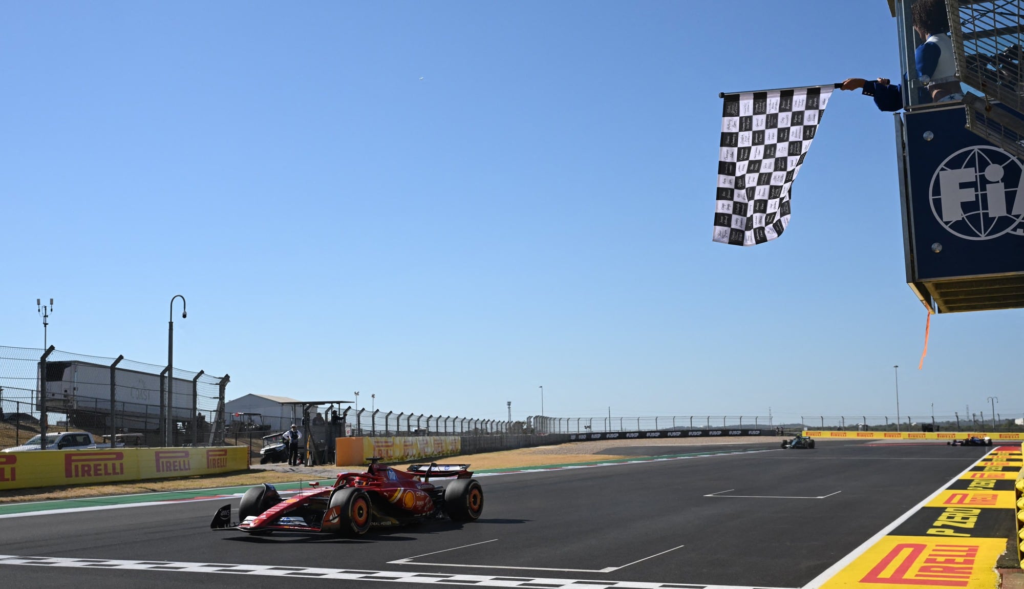 Charles Leclerc se quedó con el GP de Estados Unidos (Photo by Patrick T. Fallon / POOL / AFP)