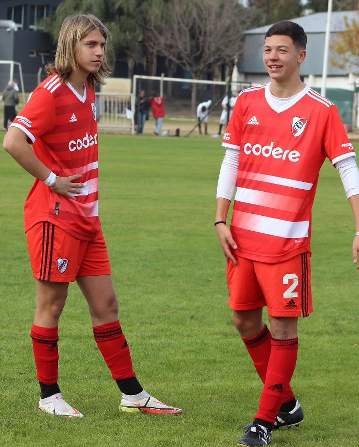 Valentino - el hijo de Wanda Nara y Maxi López - y Bastián - el hijo mayor de Evangelina Anderson y Martín Demichelis - juegan juntos en las inferiores de River y son íntimos amigos (Foto: Instagram @officialvalentino.lopez)