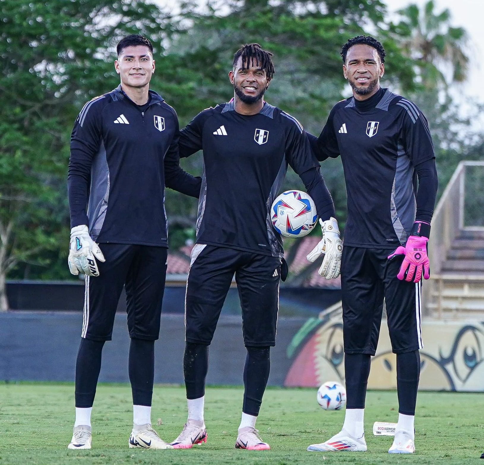 Diego Romero es una opción en la portería de la selección peruana junto a Pedro Gallese y Carlos Cáceda. - créditos: FPF