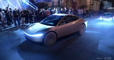 Tesla desvela el Cybercab: su robotaxi se fabricará a partir de 2026 por 30.000 dólares y llegará sin pedales ni volante