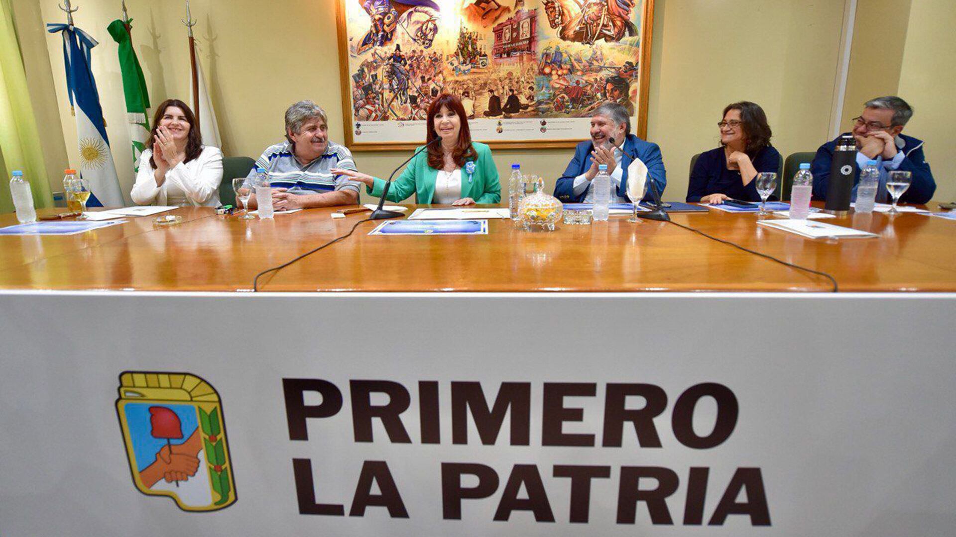 La nueva presidenta del PJ Nacional junto a los vicepresidentes electos 