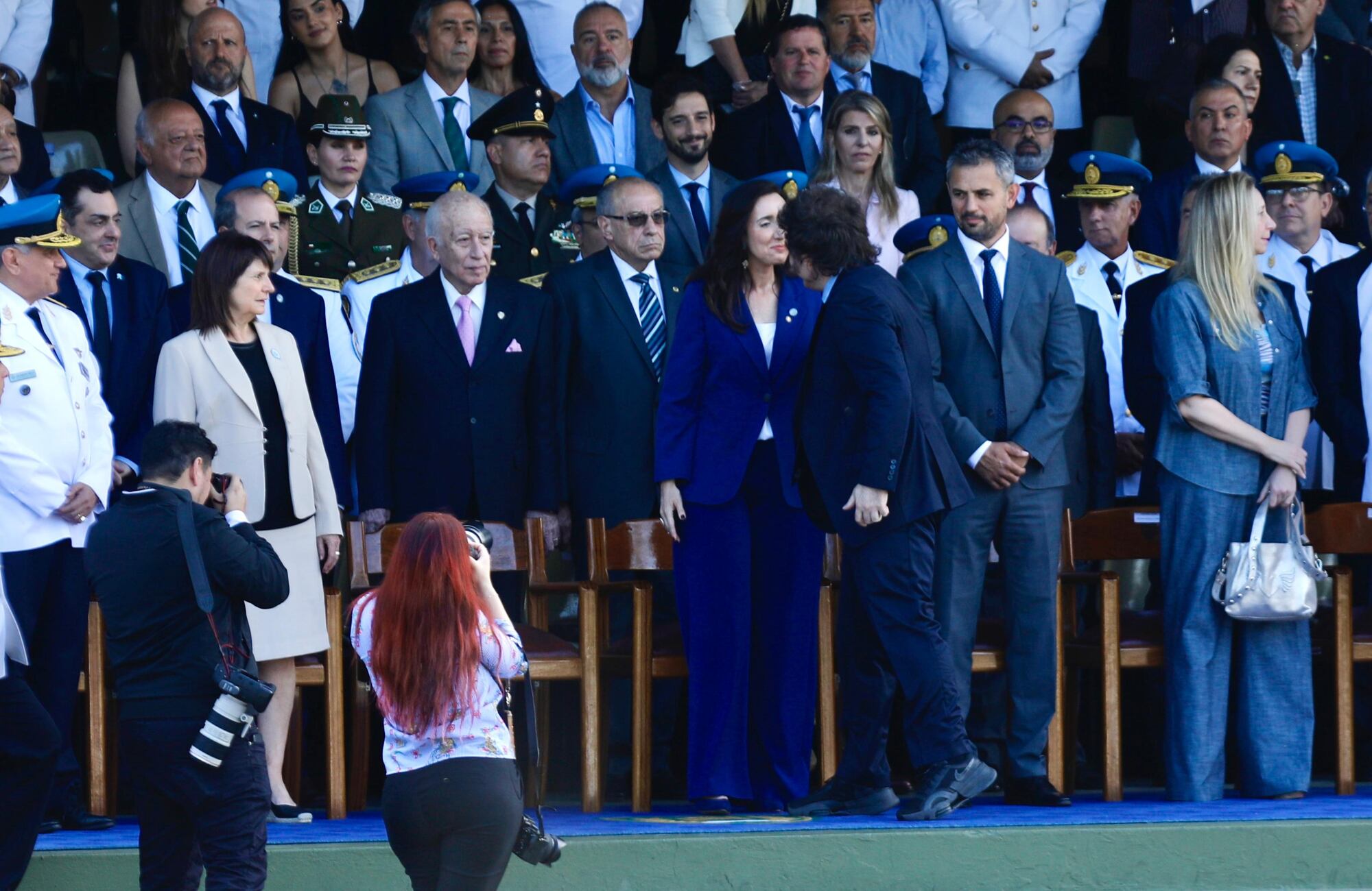 El saludo entre presidente y vice