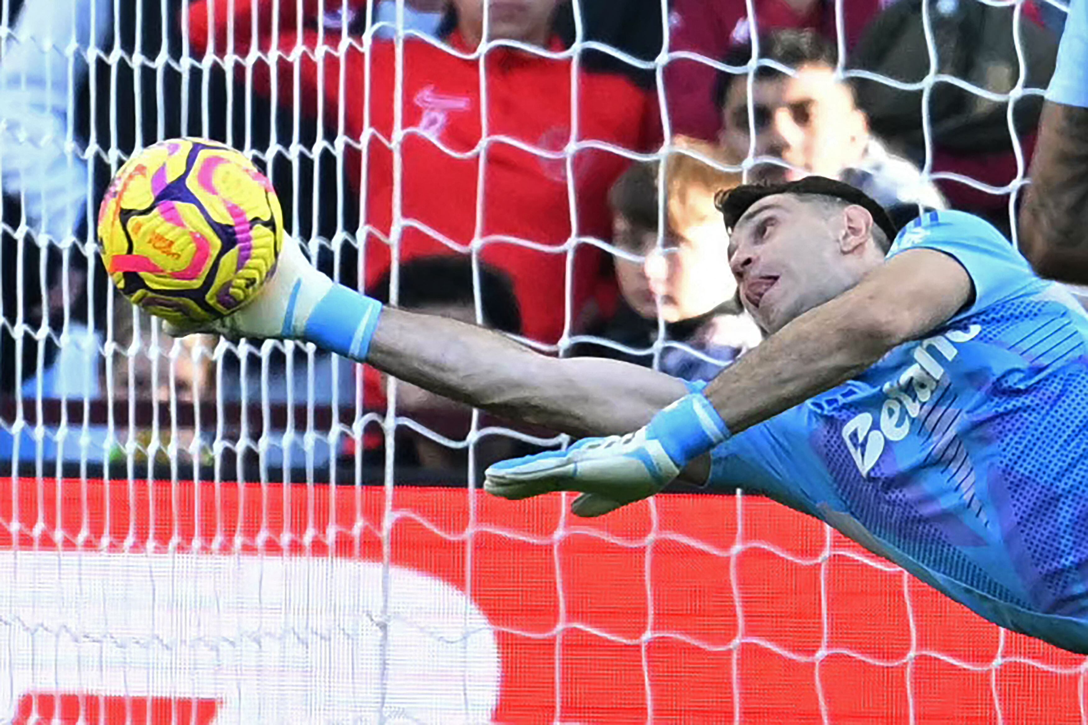 El Aston Villa de Emiliano Martínez buscará otro triunfo que le permita continuar con puntaje ideal en la Champions League