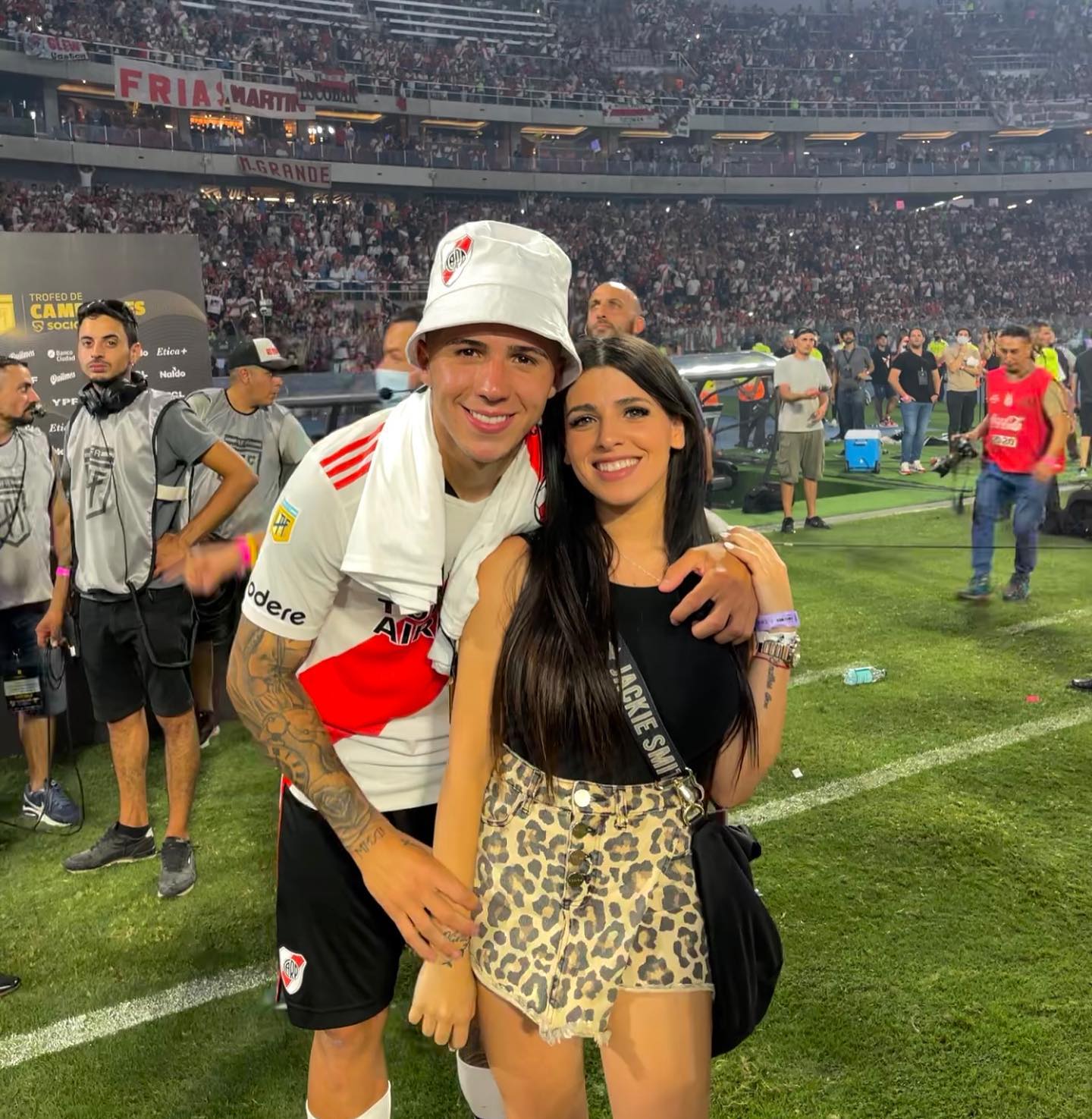 El futbolista y la influencer se conocieron en 2018 y se fueron a vivir juntos; dos años después se convirtieron en padres de Olivia (Foto: Instagram @valucervantes)