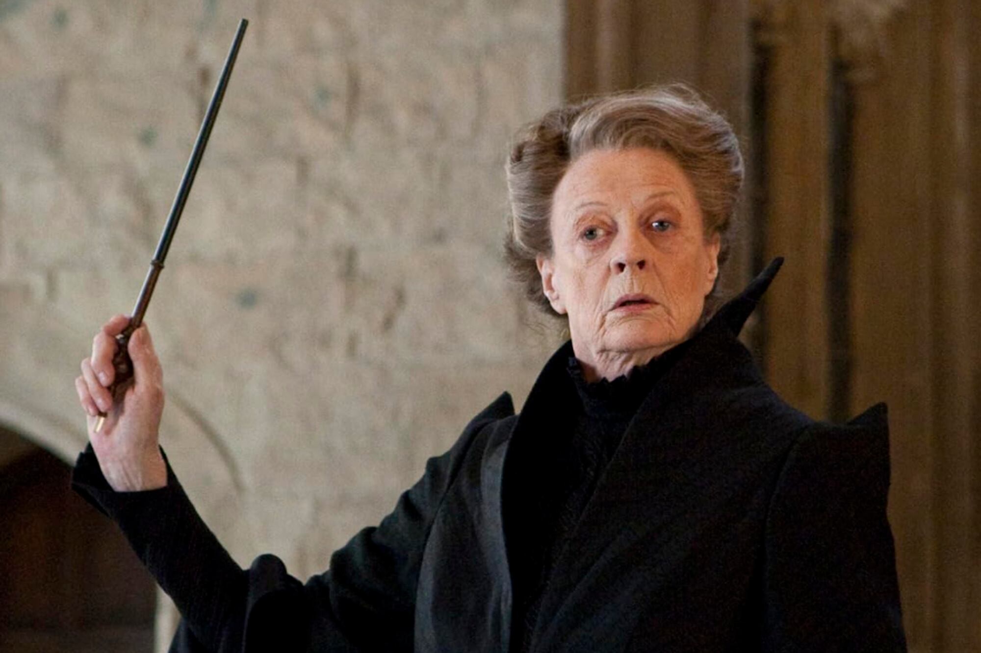 Maggie Smith, en una escena del film Harry Potter y las Reliquias de la Muerte: Parte 2 (2011)